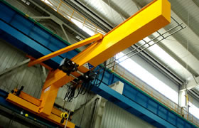 wall travelling jib crane