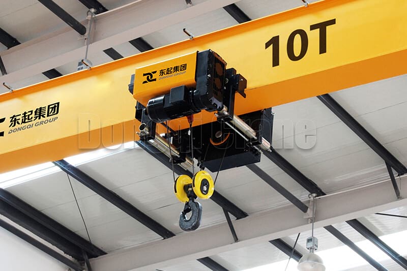 European-spec Electric Hoist